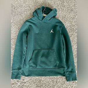 Jordan Boys Hoodie Youth Medium Emerald Green